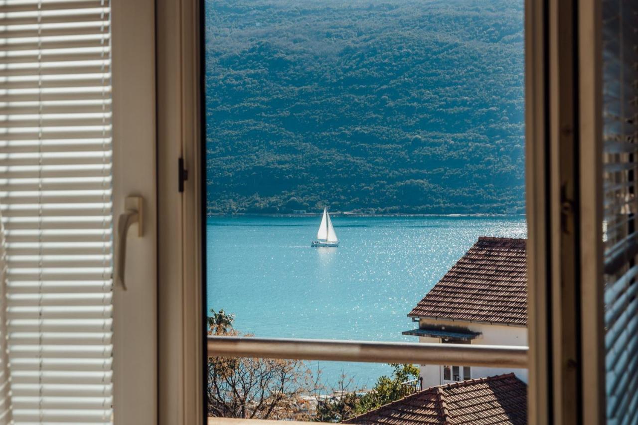 Apartmani Mara Kumbor Exterior foto