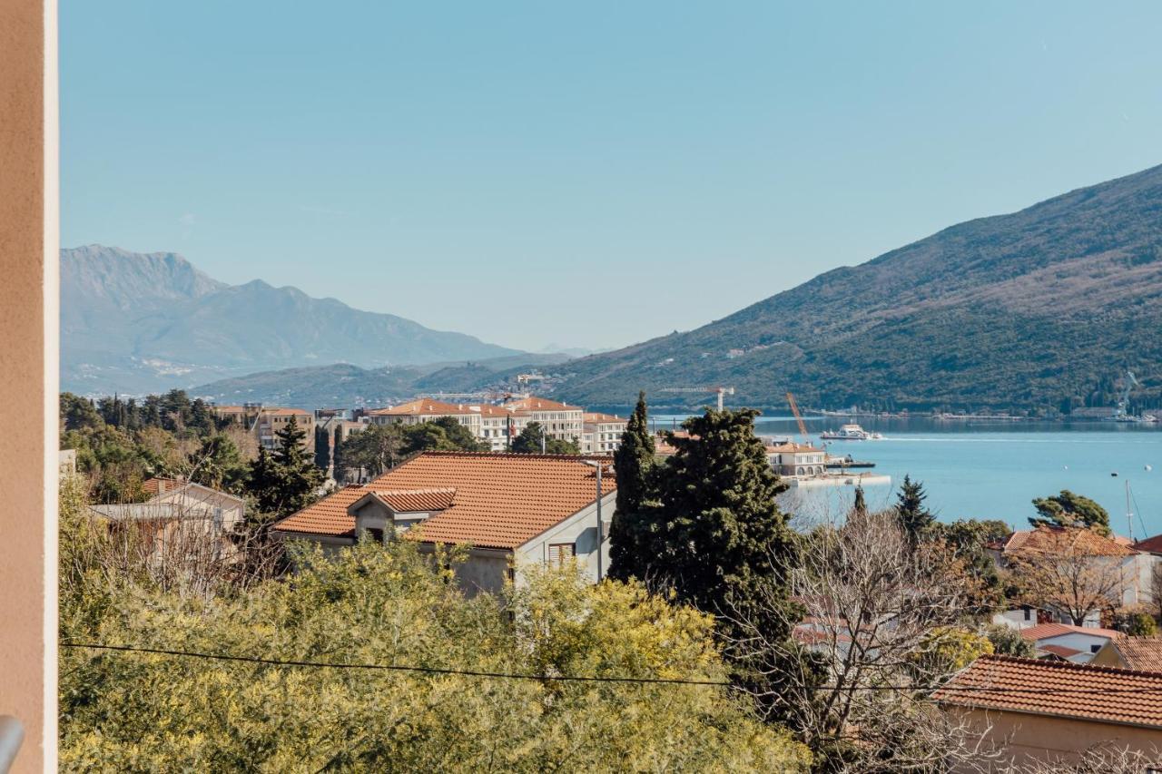 Apartmani Mara Kumbor Exterior foto
